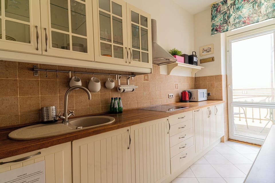 Comfort Apartment | Private kitchen | Electric kettle