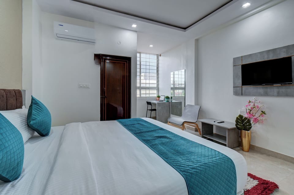 Superior Double Room | Egyptian cotton sheets, premium bedding, free WiFi, bed sheets