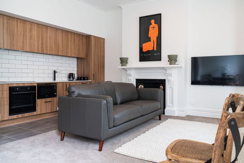 Premium House, 4 Bedrooms, Non Smoking, Kitchen | Living area
