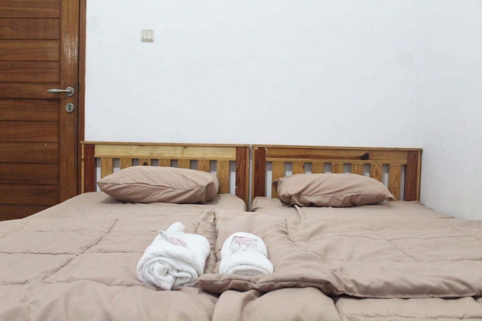 Standard Twin Room | Free WiFi