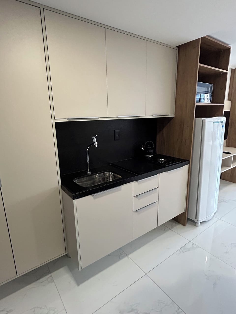 Apartment | Private kitchen | Fridge, microwave, stovetop, blender