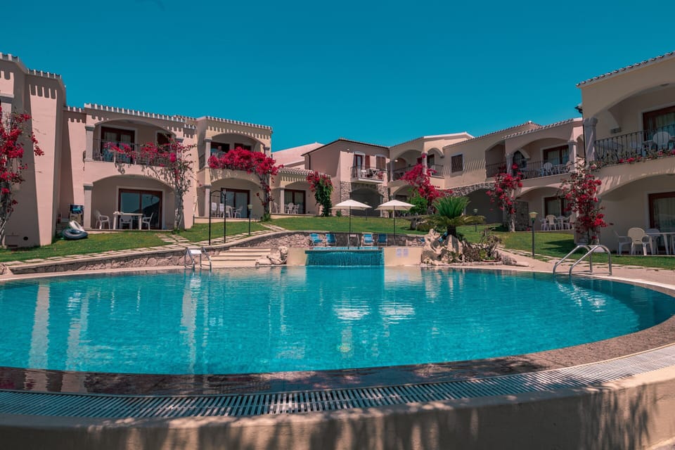 Apartment | Pool | Outdoor pool