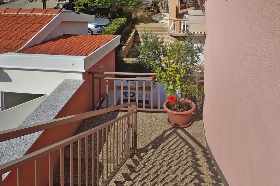 Apartment | Exterior