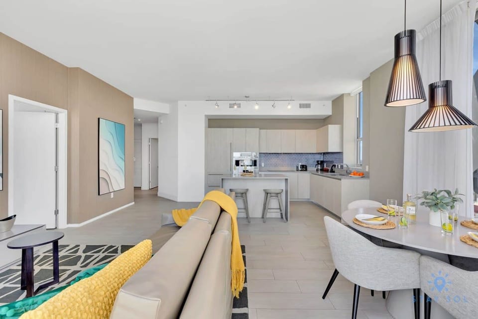 House | 2 bedrooms, desk, high-speed internet