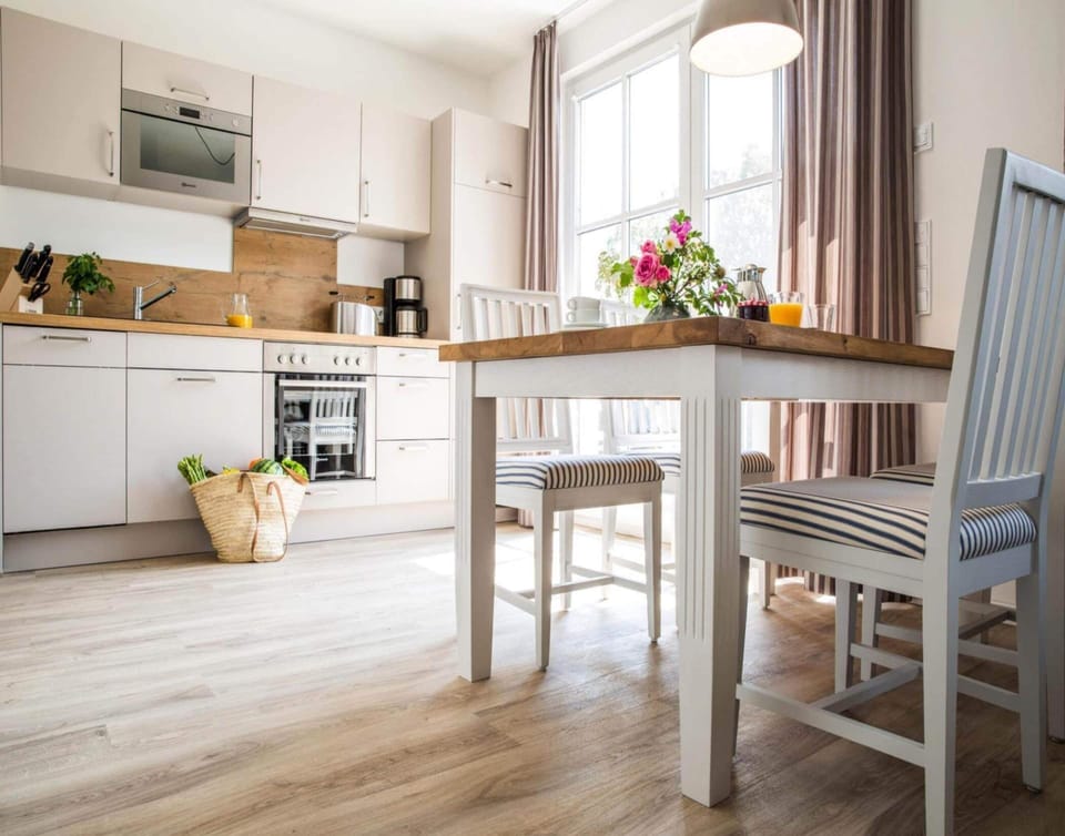 Apartment | Private kitchen | Highchair
