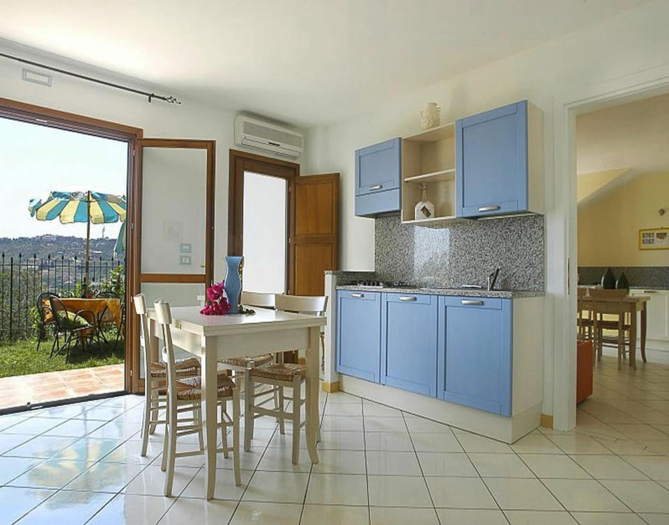 Apartment | Private kitchen | Highchair