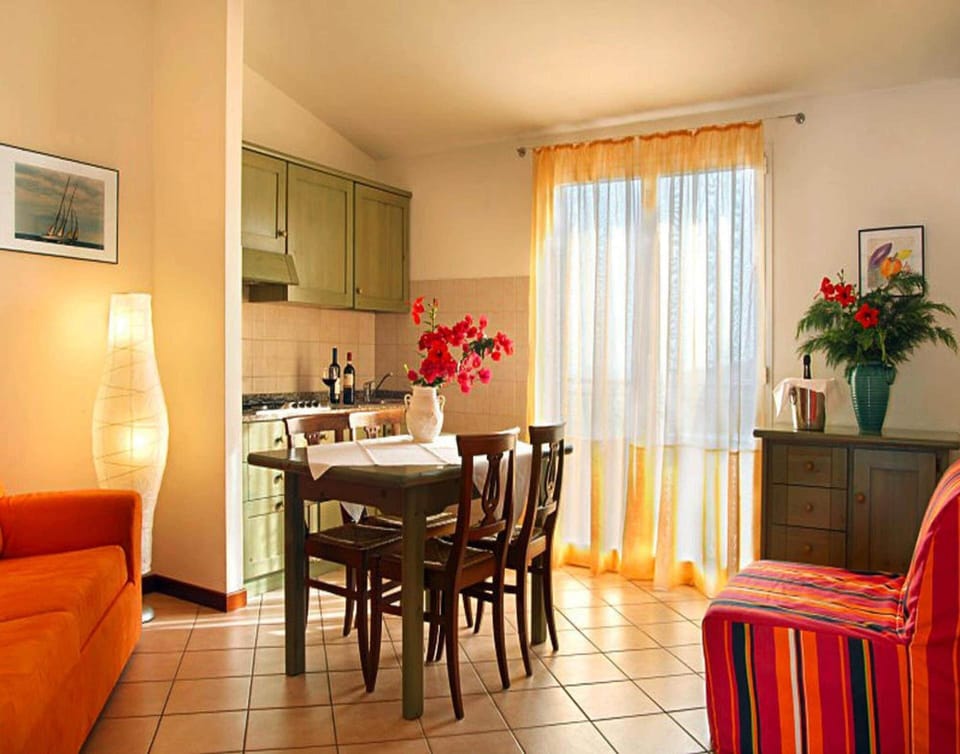 Apartment | Private kitchen | Highchair