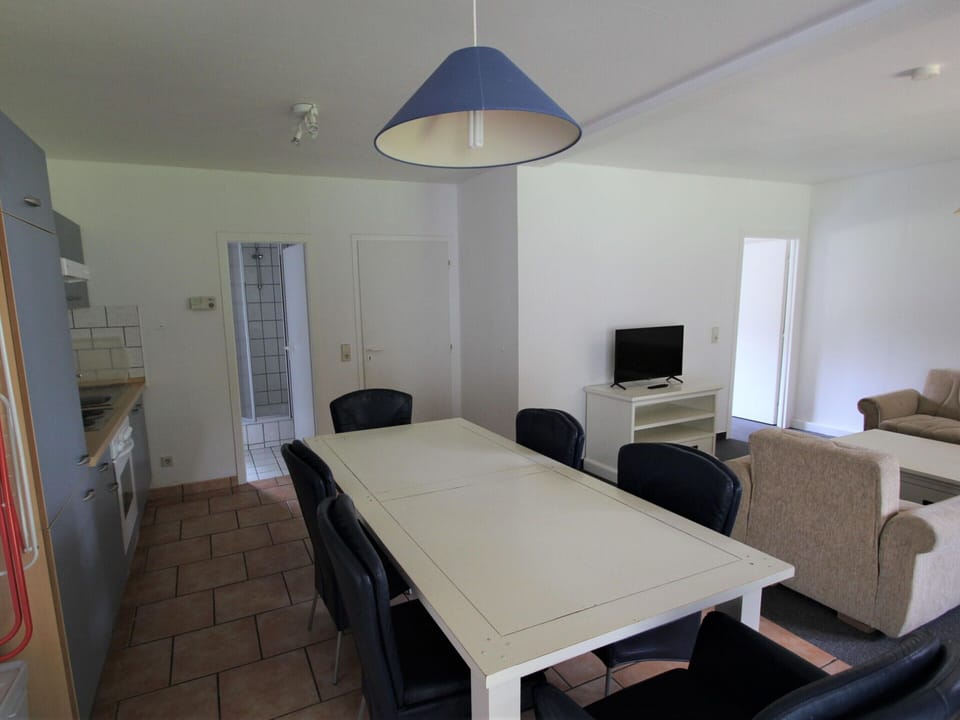 Bungalow | Dining