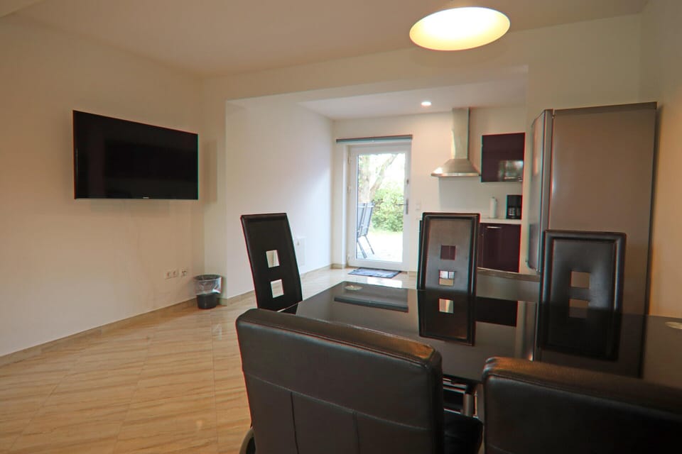 House | Dining