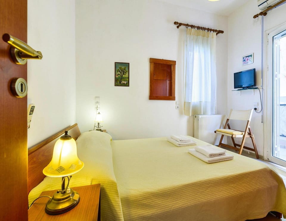 House | 3 bedrooms, individually furnished