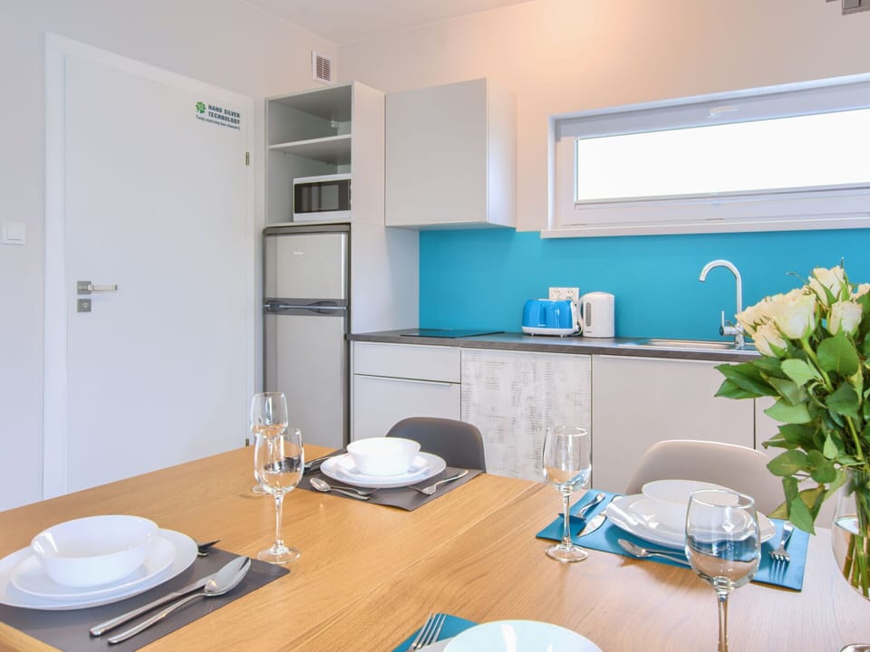 House | Private kitchen | Electric kettle, highchair