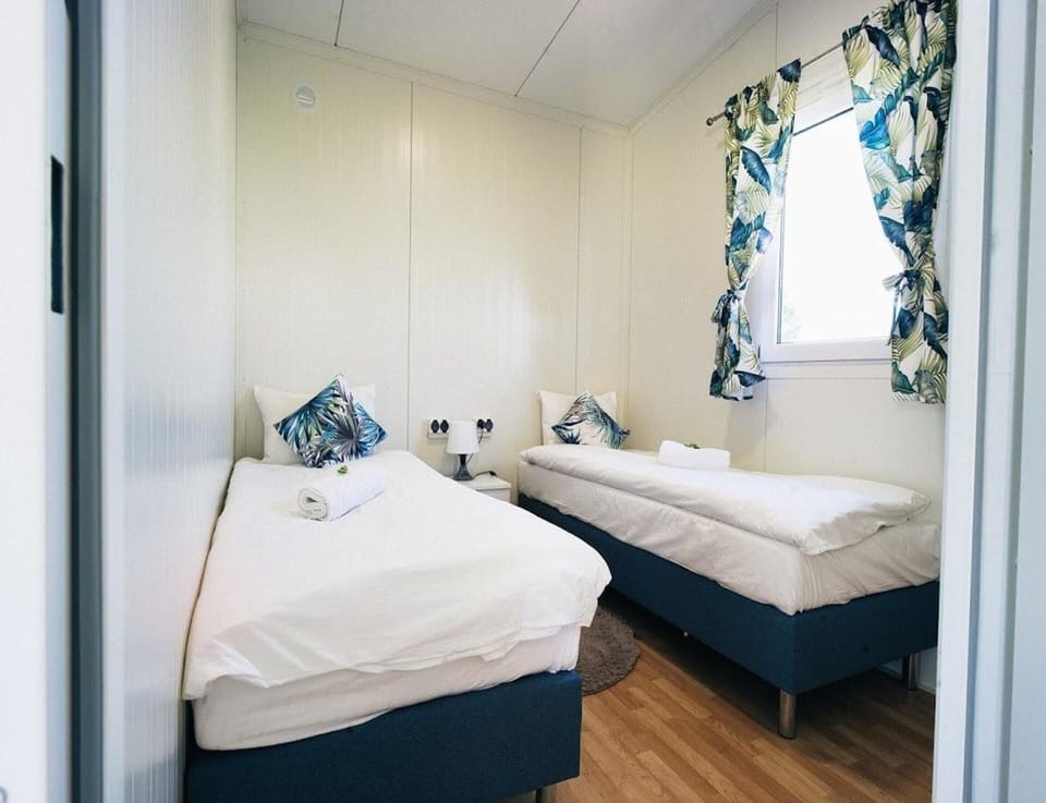 House | 2 bedrooms, individually furnished, bed sheets