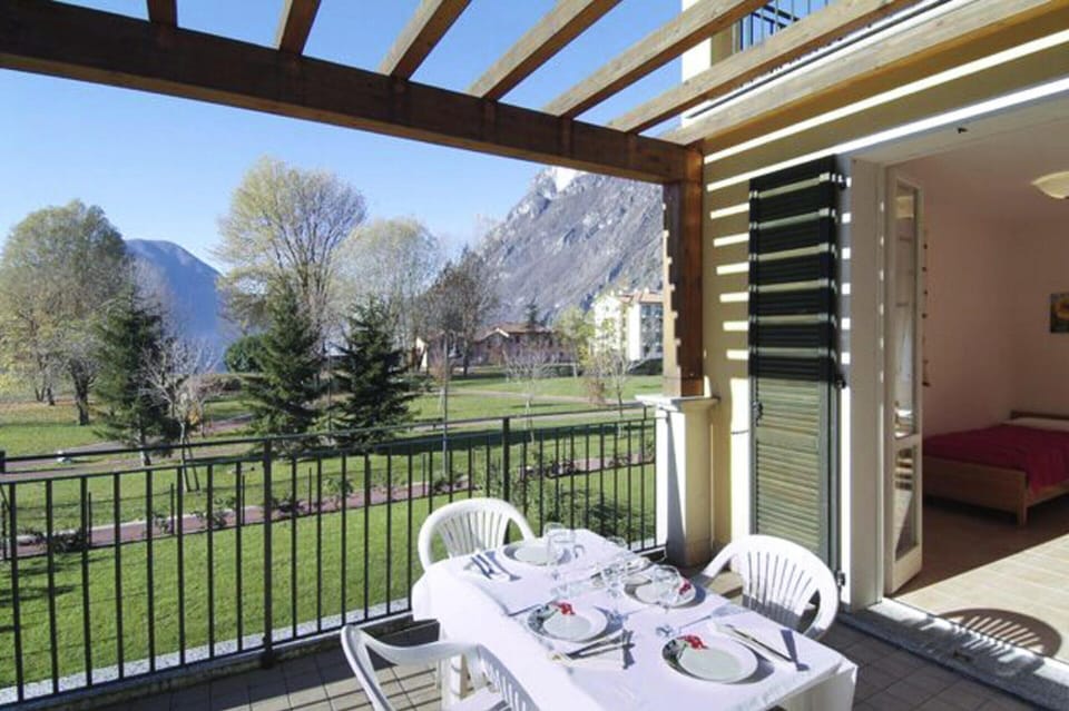 Apartment | Dining