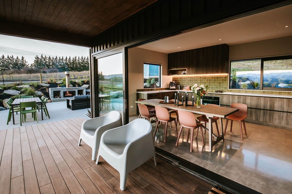 Luxury House, Mountain View | Private kitchen | Full-size fridge, microwave, oven, stovetop