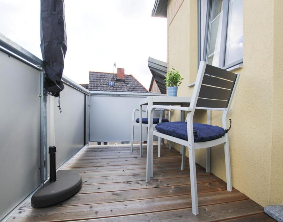 House | Balcony