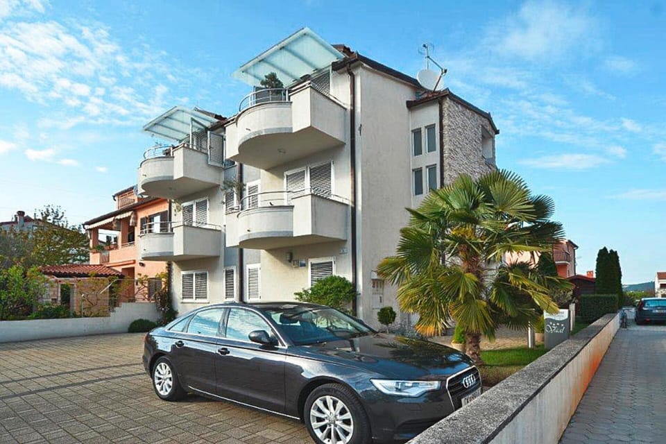 Apartment | Exterior
