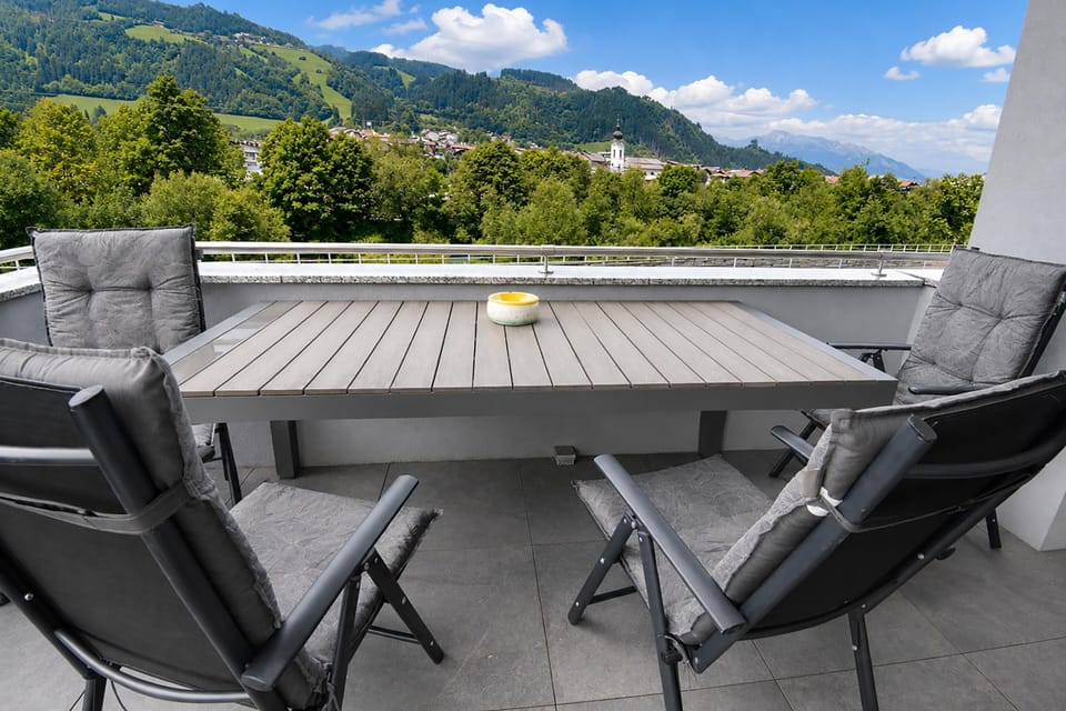 Apartment | Balcony