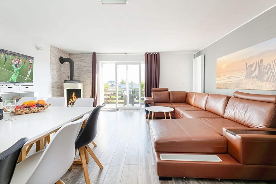 House | Living room | Fireplace