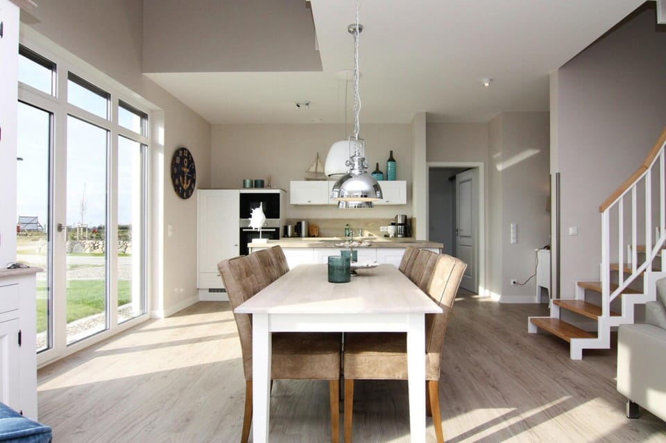 House | Dining