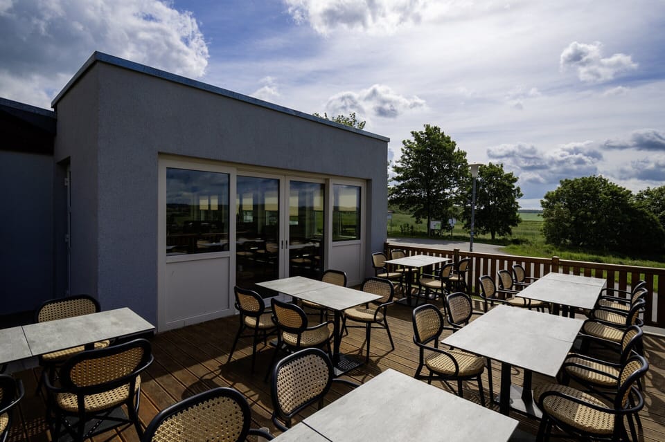 House | Outdoor dining