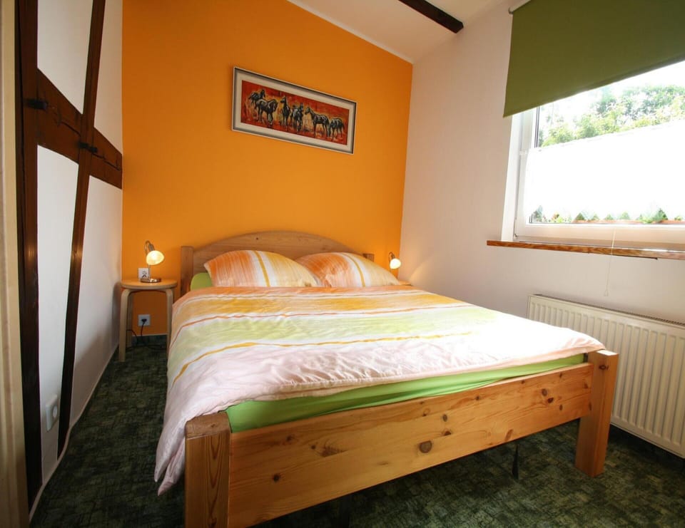 Apartment | 2 bedrooms, individually furnished, bed sheets