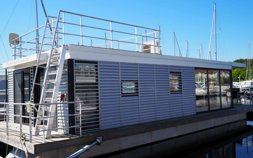 Mobile Home | Exterior