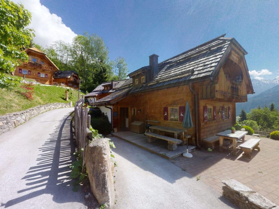 Chalet | Exterior