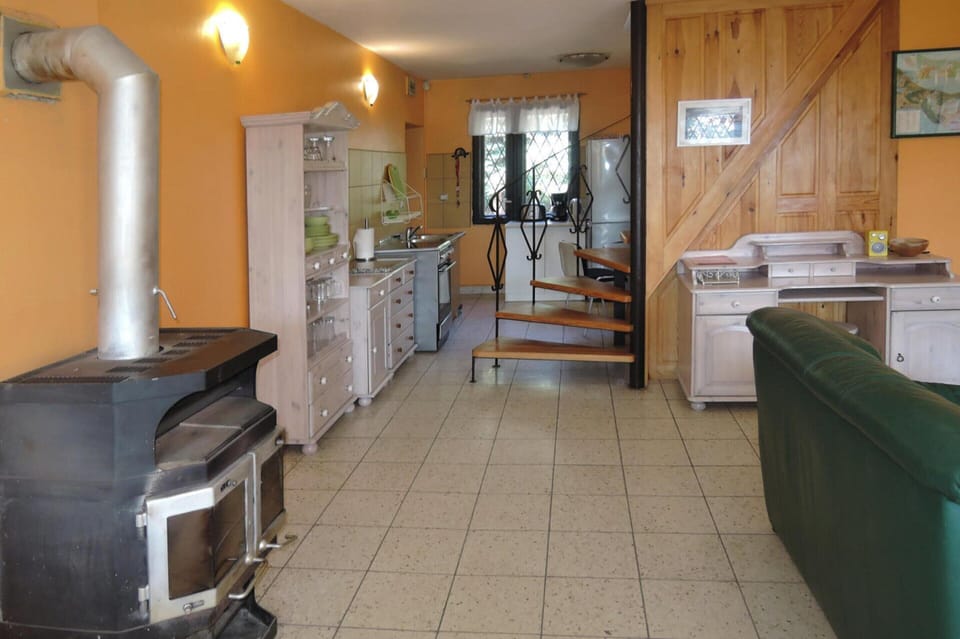 Apartment | Private kitchen | Electric kettle, toaster