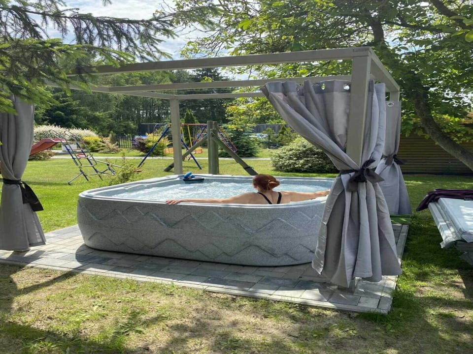 House | Pool