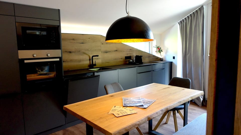 Apartment | Private kitchen | Electric kettle, toaster