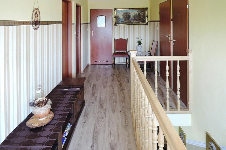 House | Reception