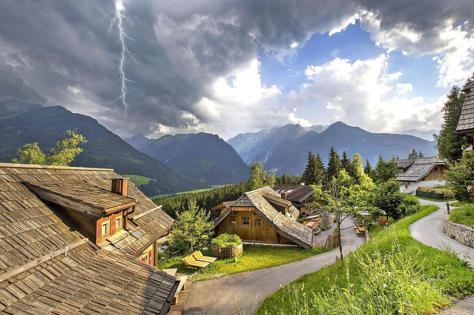 Chalet | Exterior