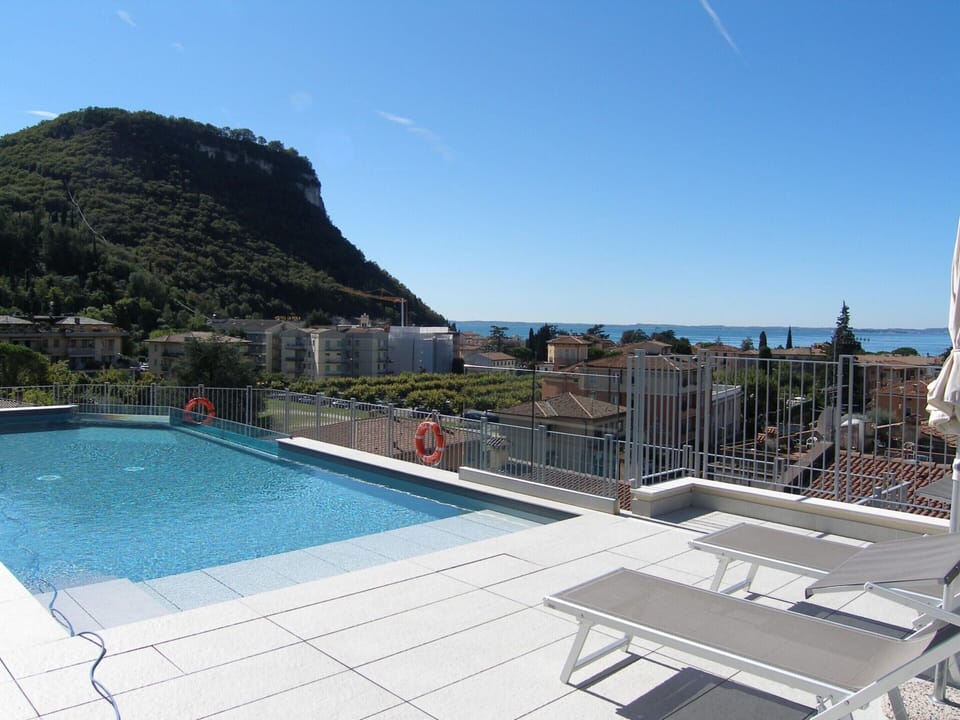Apartment | Pool | Outdoor pool