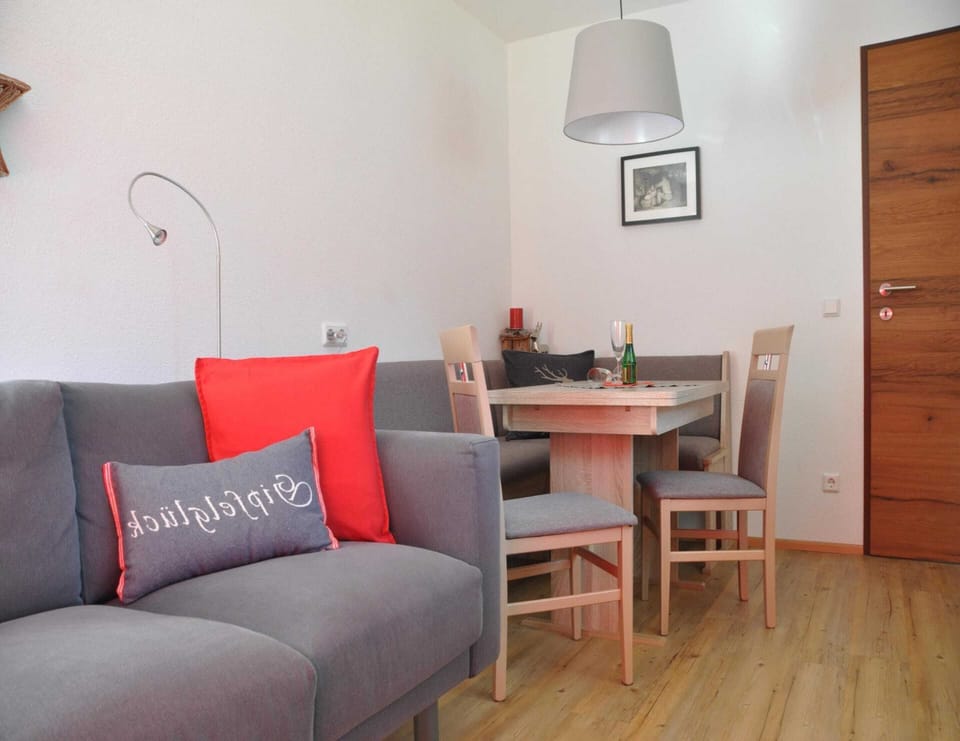 Apartment | Living room