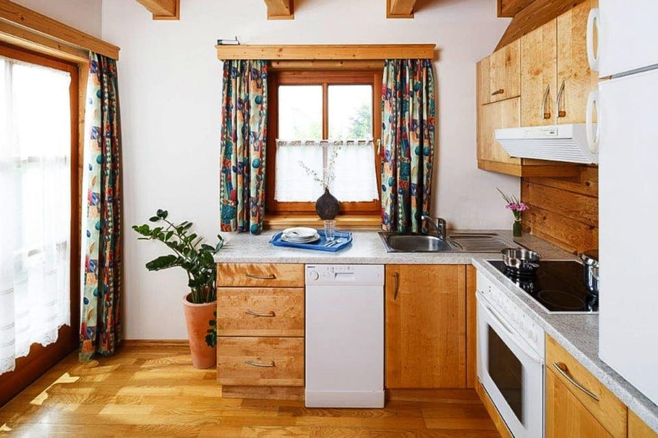House | Private kitchen | Stovetop