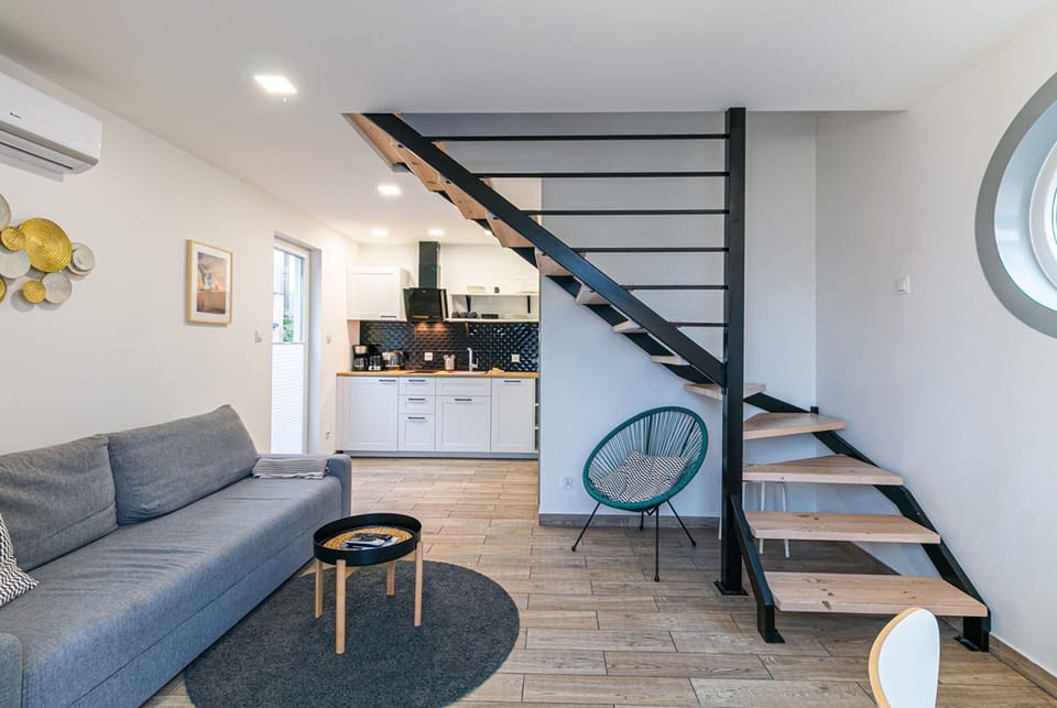 House | Living room