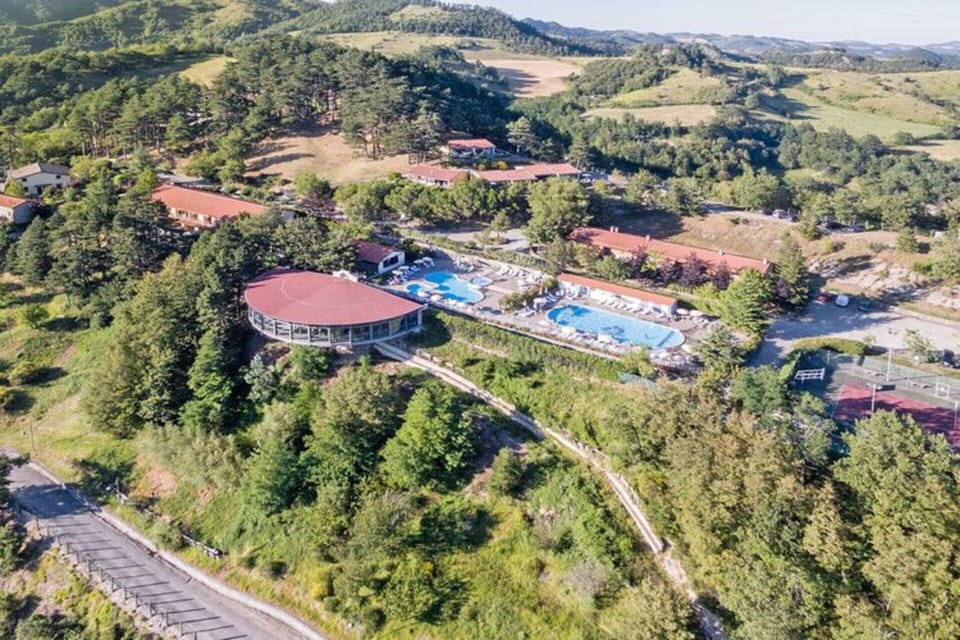 Apartment | Pool | Outdoor pool