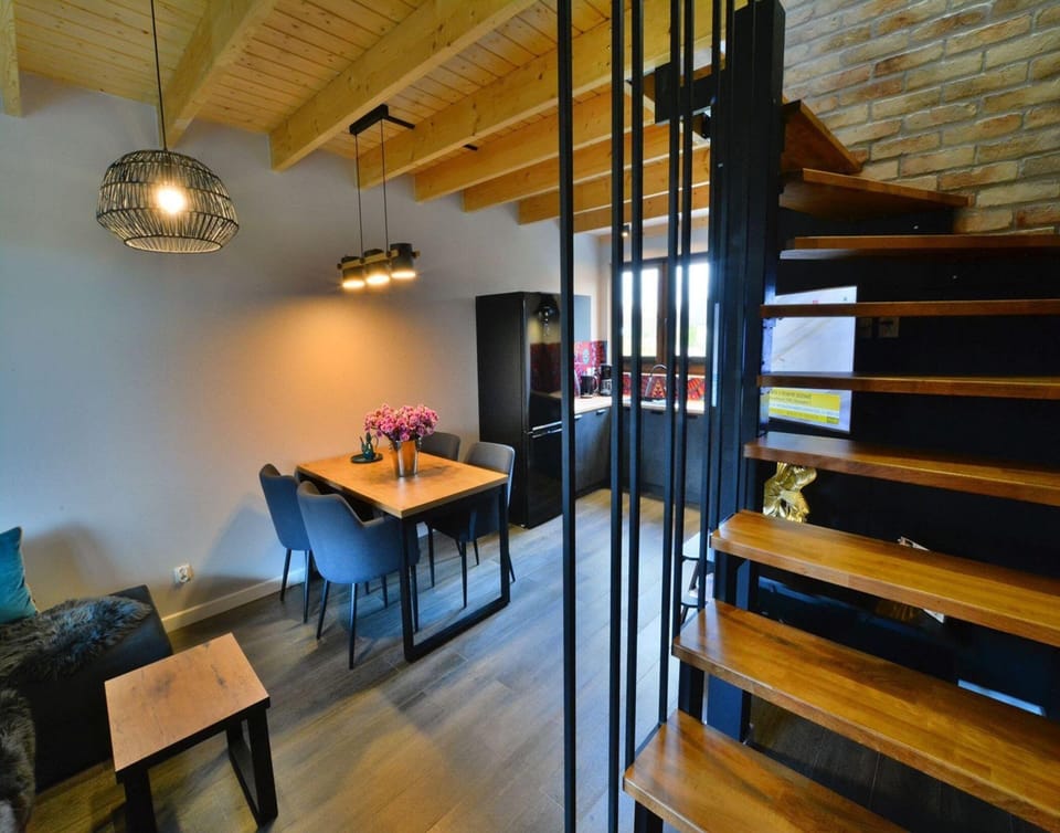 House | Dining