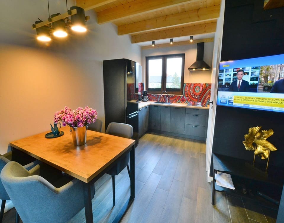 House | Dining