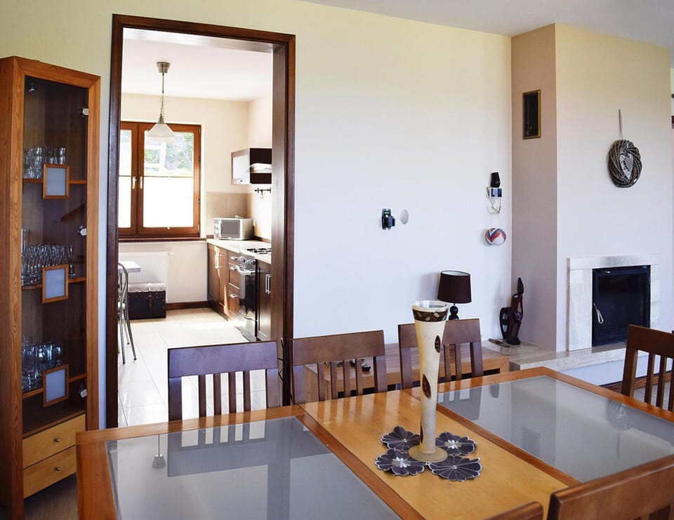 House | Dining