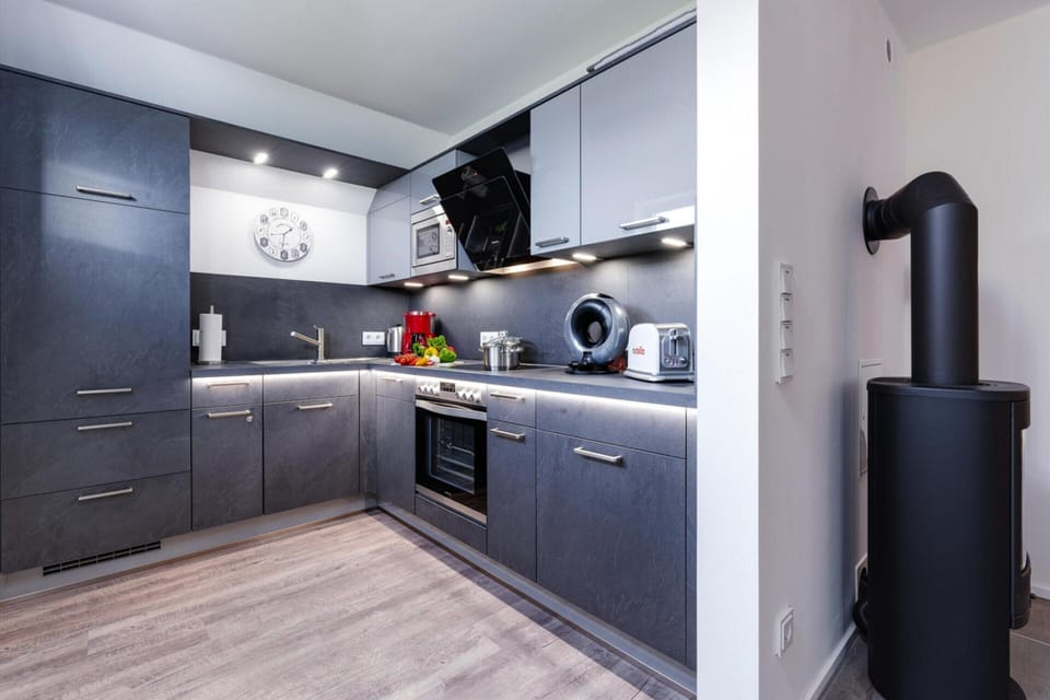 Apartment | Private kitchen | Electric kettle, toaster, highchair