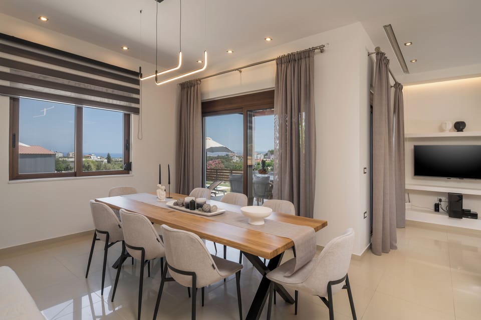 Luxury Villa, 3 Bedrooms, Private Pool, Sea View | Dining room