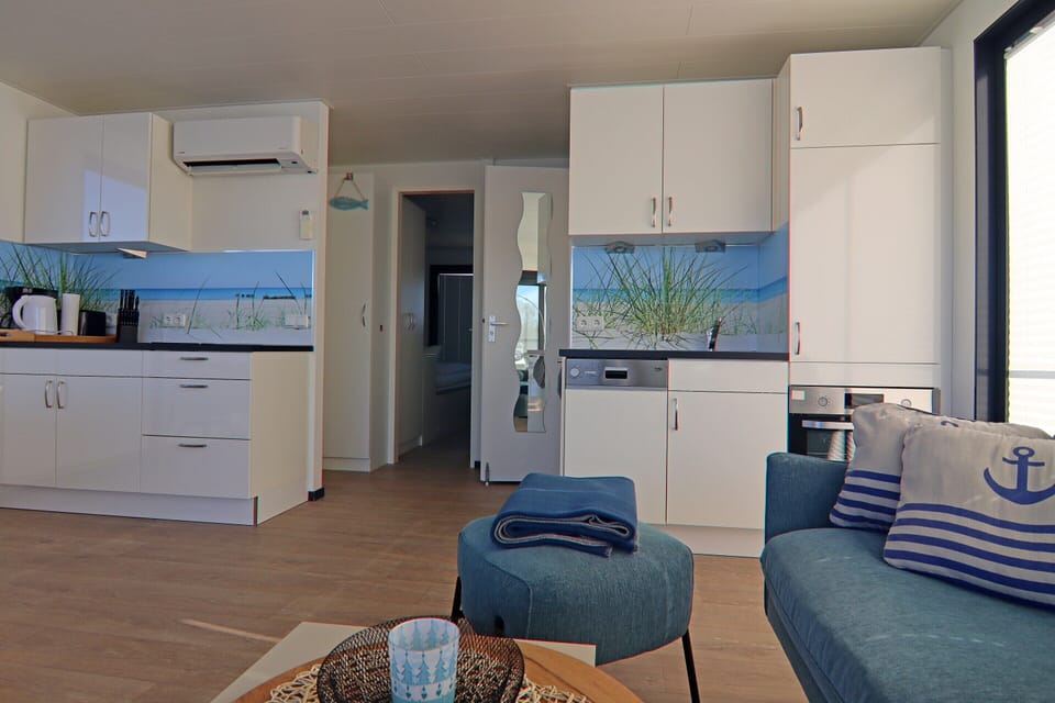 Mobile Home | Dining