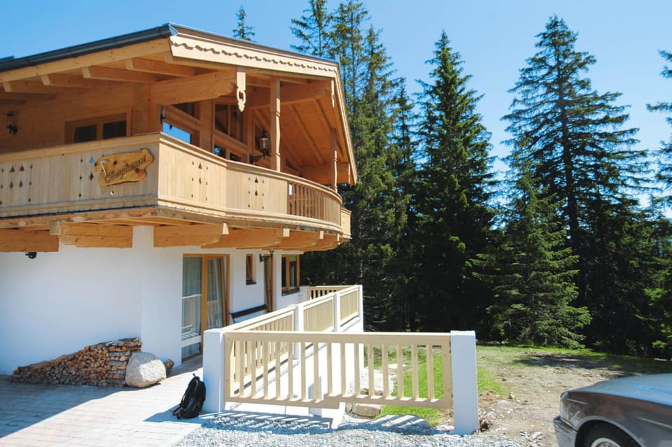 Chalet | Exterior