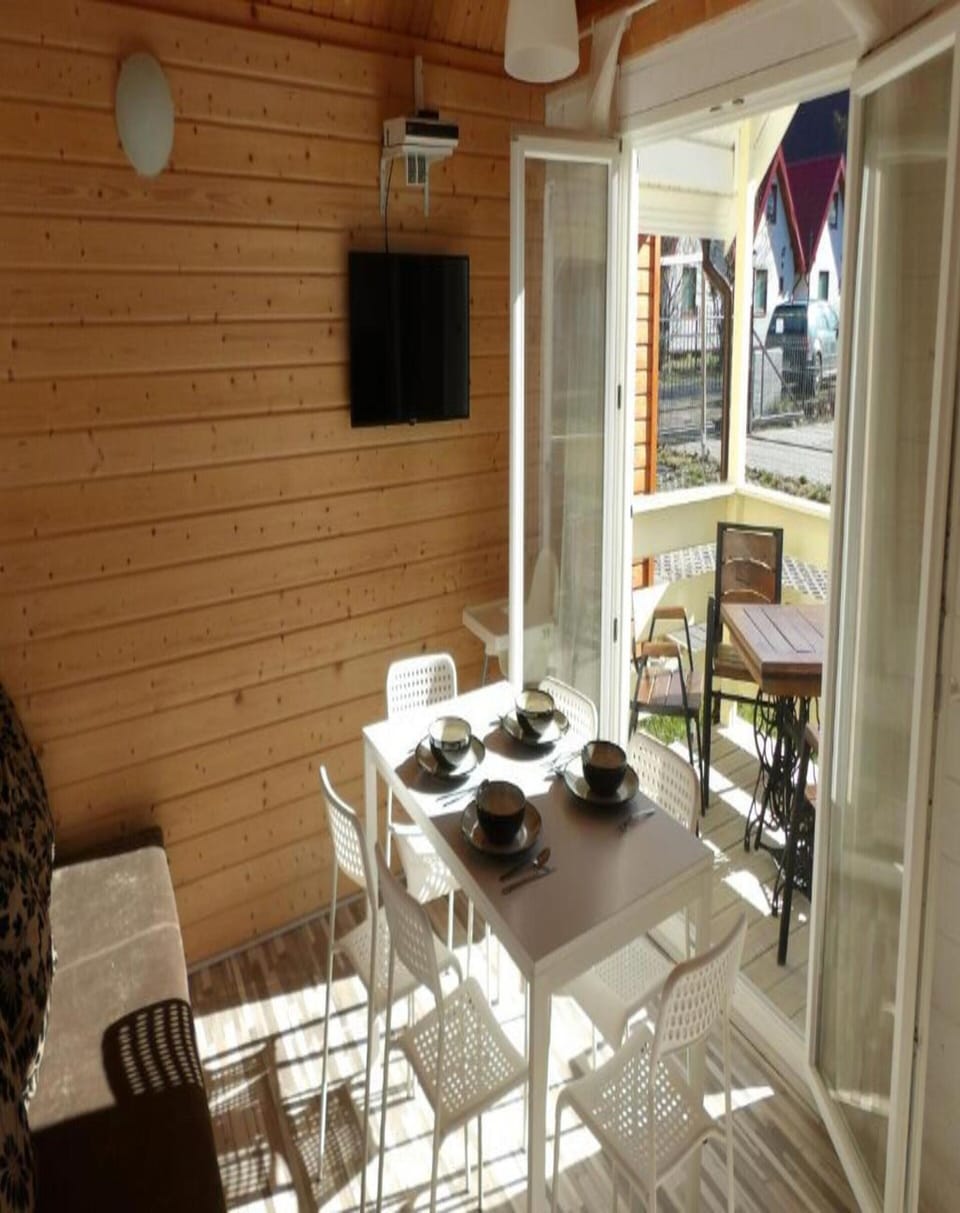 House | Dining