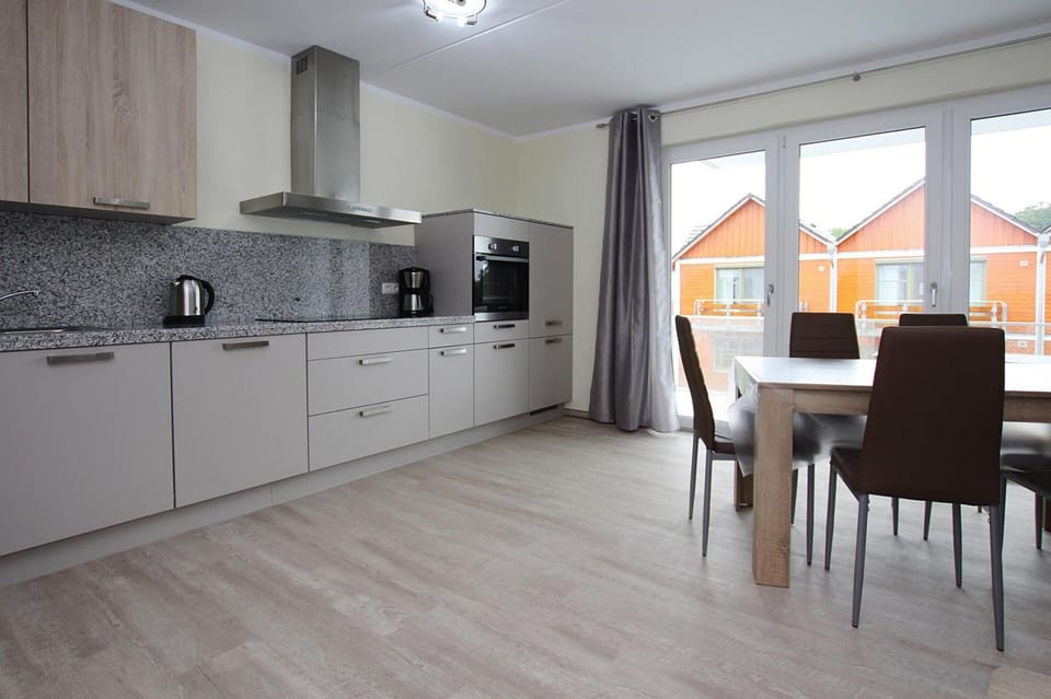 Apartment | Dining