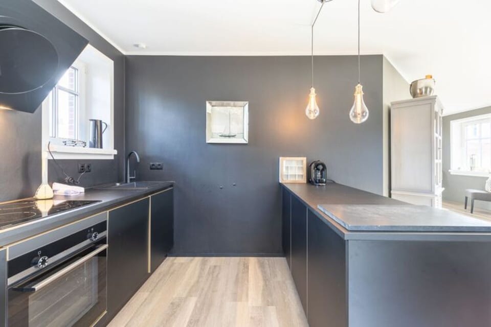 House | Private kitchen | Coffee/tea maker, highchair