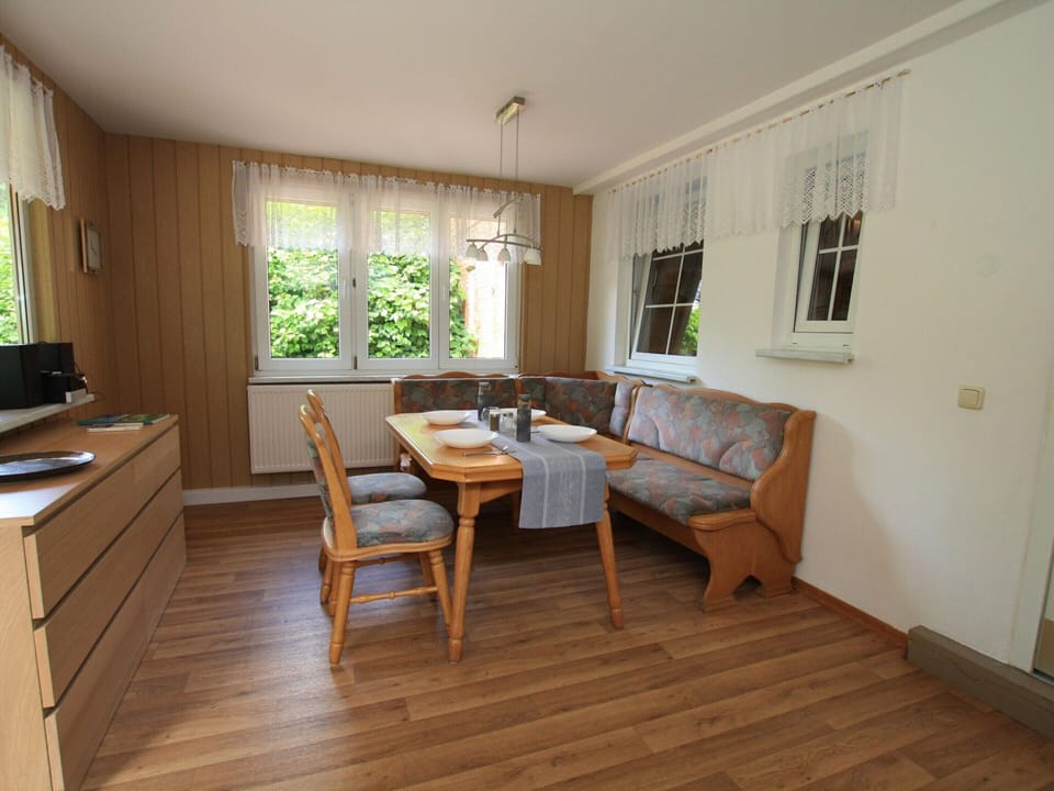 House | Dining