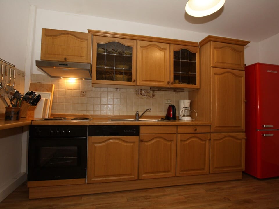 House | Private kitchen | Electric kettle, toaster