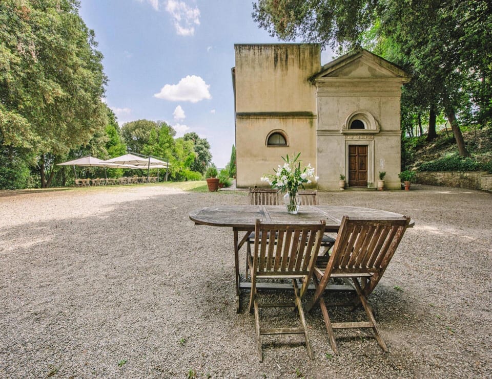 Apartment | Outdoor dining